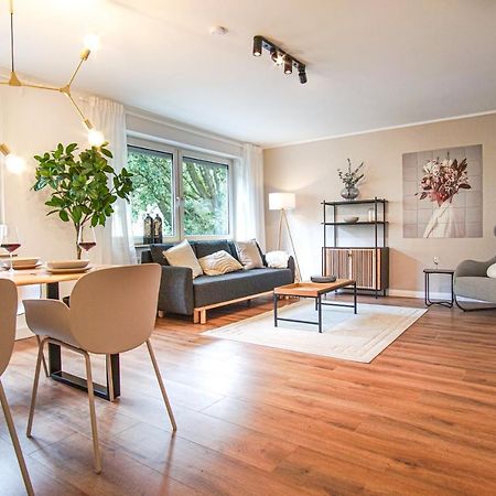 Homefy Bright And Cozy Holiday Apartment - Washer & Dryer - Free Parking Essen Buitenkant foto