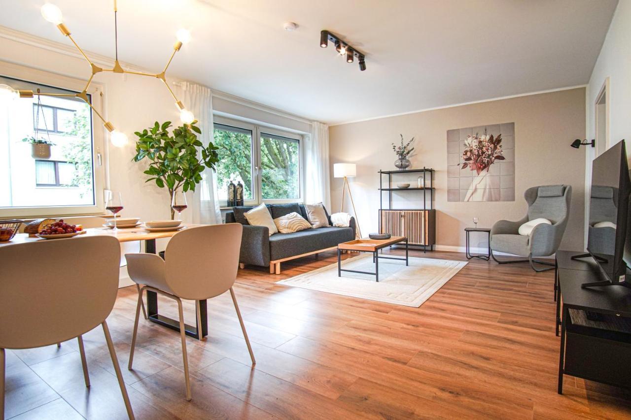 Homefy Bright And Cozy Holiday Apartment - Washer & Dryer - Free Parking Essen Buitenkant foto