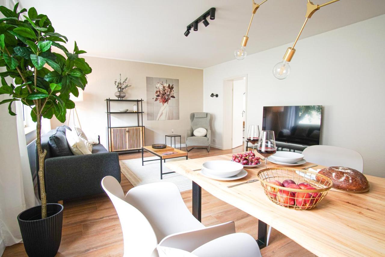 Homefy Bright And Cozy Holiday Apartment - Washer & Dryer - Free Parking Essen Buitenkant foto